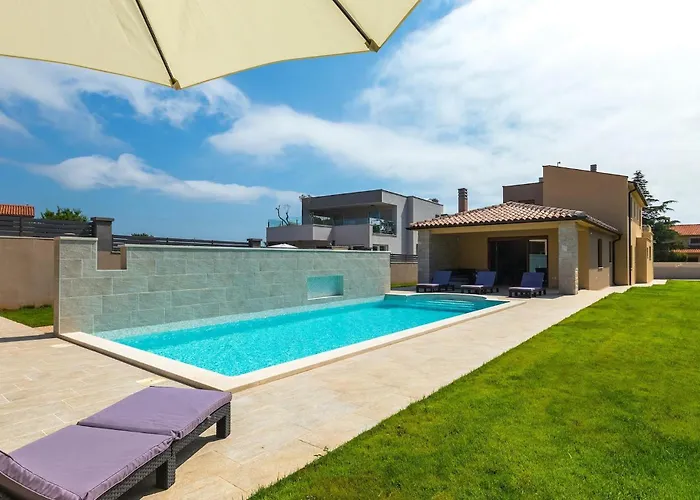 Semesterbostad Markulin *